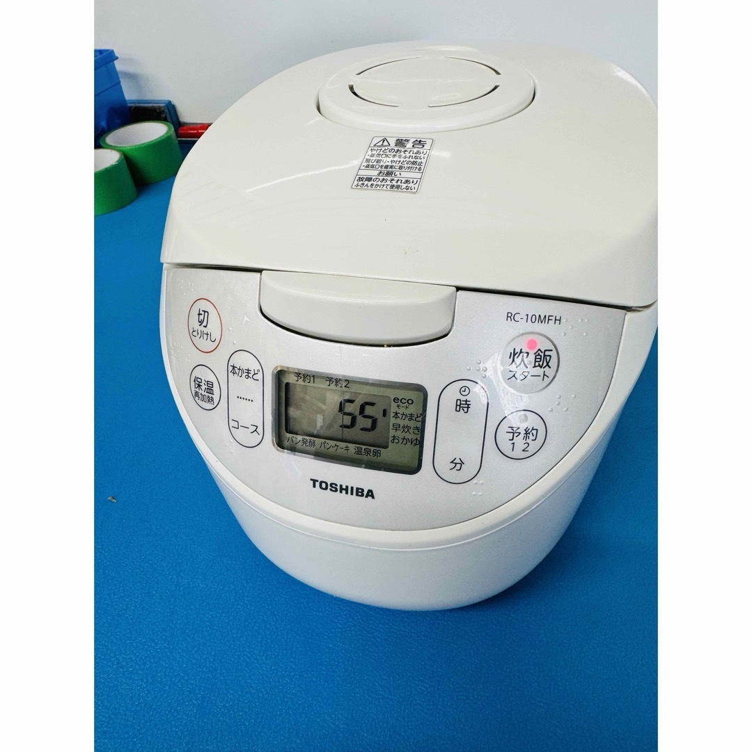 東芝(トウシバ)の全国配送無料‼️★TOSHIBA東芝★ジャー炊飯器　1.0L スマホ/家電/カメラの調理家電(炊飯器)の商品写真