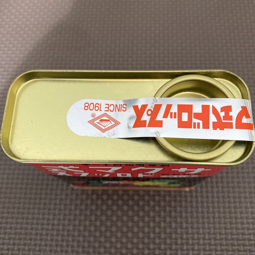 サクマ式ドロップス レトロ缶(115g) 食品/飲料/酒の食品(菓子/デザート)の商品写真