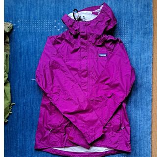 パタゴニア(patagonia)のpatagonia　ブルゾン　レディースM　ピンク(ブルゾン)