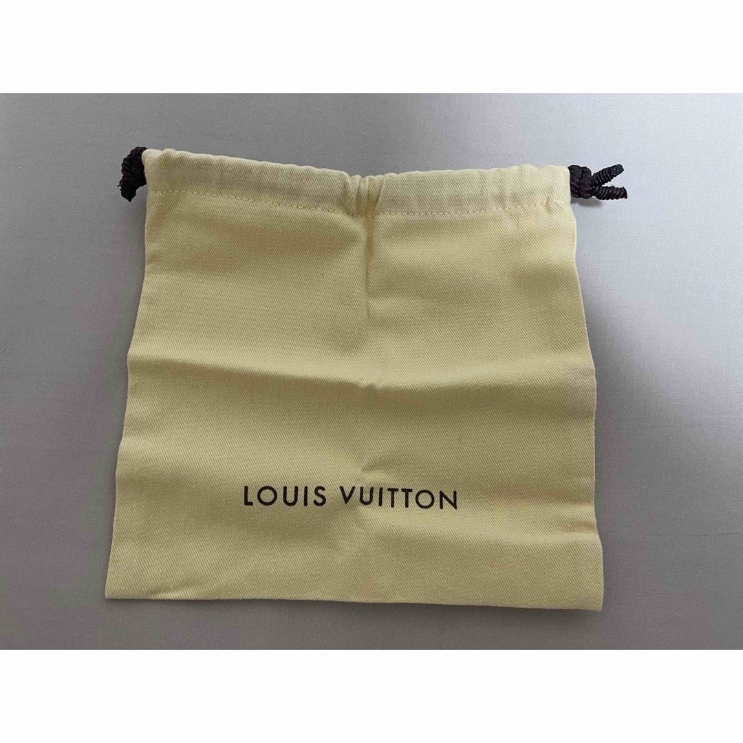 LOUIS VUITTON(ルイヴィトン)のLouisVuitton 巾着 レディースのファッション小物(ポーチ)の商品写真