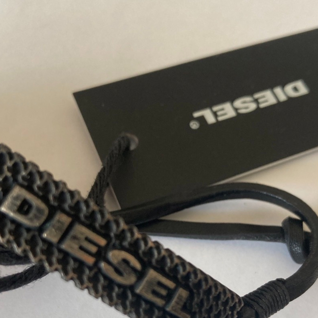 DIESEL(ディーゼル)のDIESELディーゼル☆レザーブレスレット☆新品 メンズのアクセサリー(ブレスレット)の商品写真