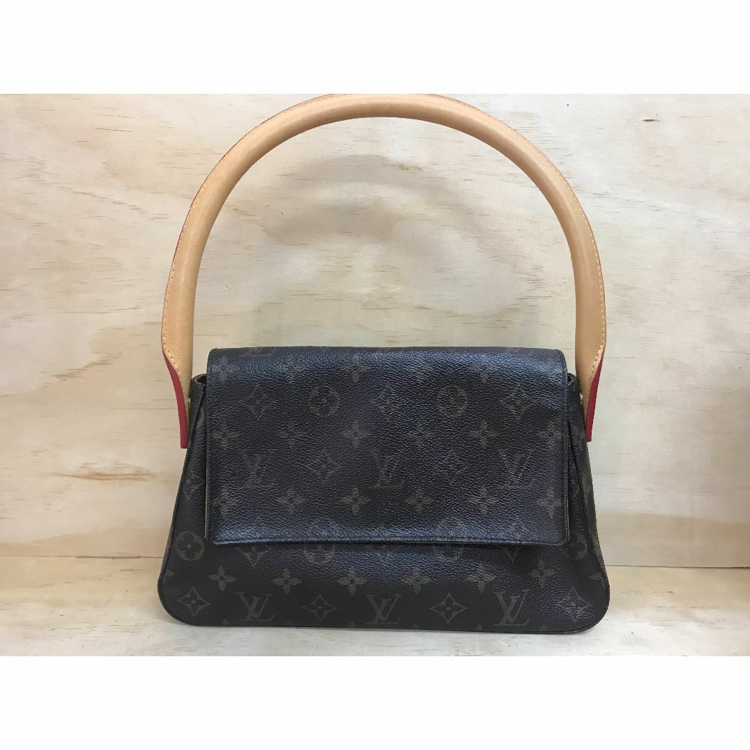 バッグセール中　LOUIS VUITTON　ルイ ヴィトン モノグラム ショルダーバッ