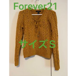 フォーエバートゥエンティーワン(FOREVER 21)のフォーエバー21 ニット編みリボン　Vネック　きれいめスタイル　Sサイズ(ニット/セーター)