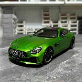 ミニカー ノレブ 1/18 ベンツ AMG GTR 2019 グリーン(ミニカー)