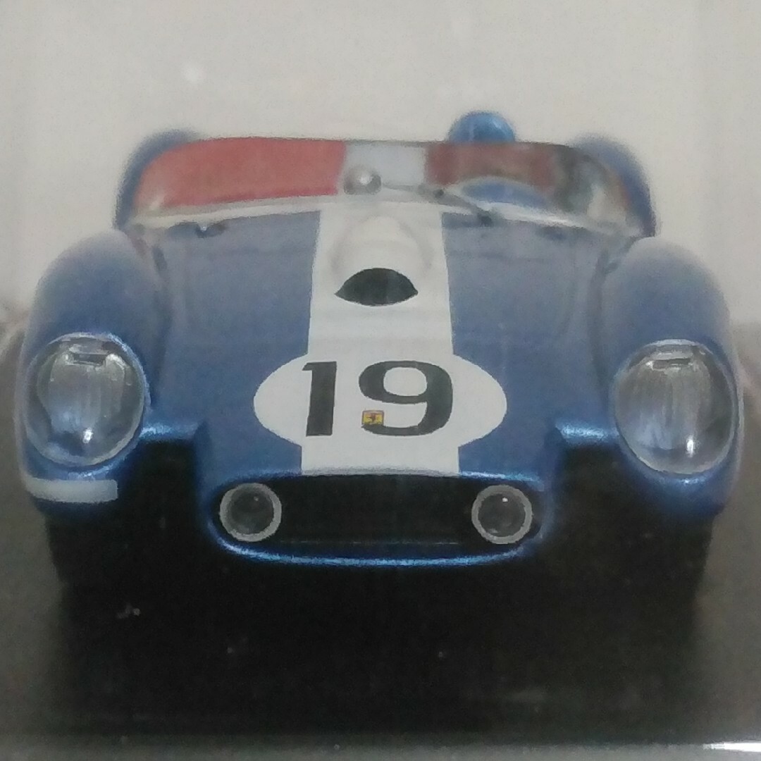 Ferrari(フェラーリ)のフェラーリ250TR　1/43スケールモデル未使用) エンタメ/ホビーのおもちゃ/ぬいぐるみ(ミニカー)の商品写真