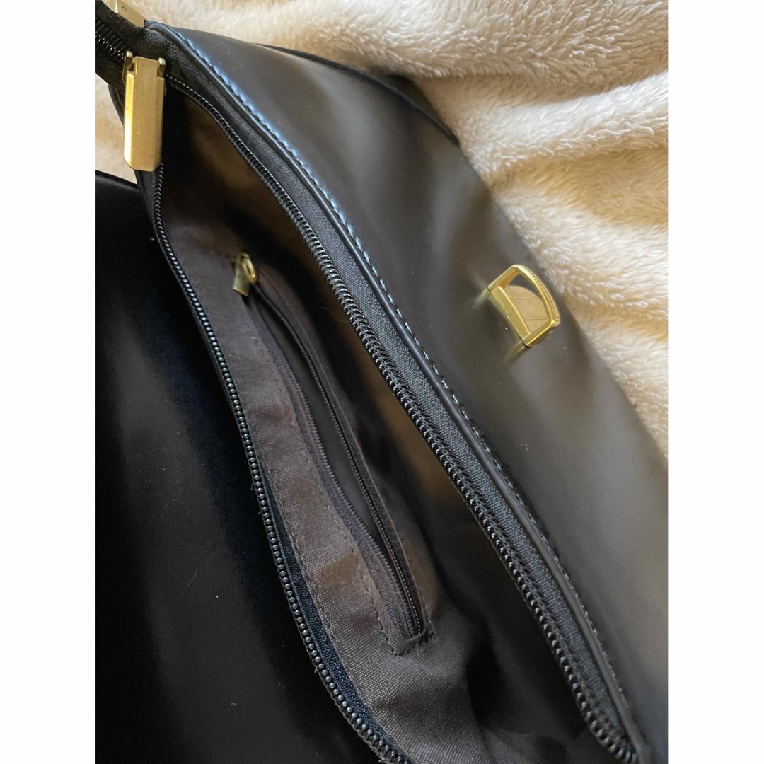 黒　レディース　ショルダーバッグ レディースのバッグ(ショルダーバッグ)の商品写真