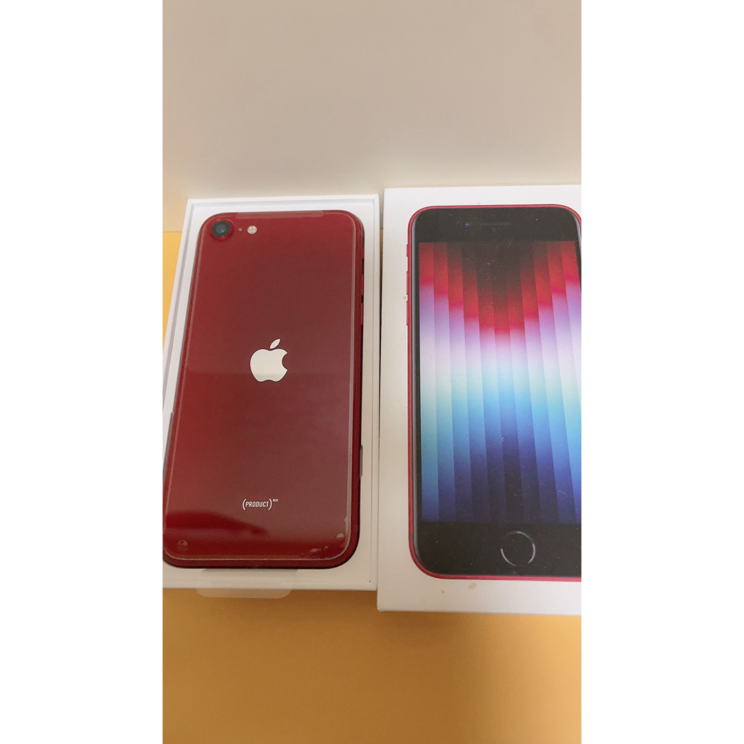 iPhone指紋認証アップル iPhoneSE 第3世代 64GB レッド docomo