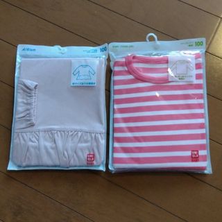 ユニクロ(UNIQLO)の新品未開封　長袖　トップス　２枚(Tシャツ/カットソー)