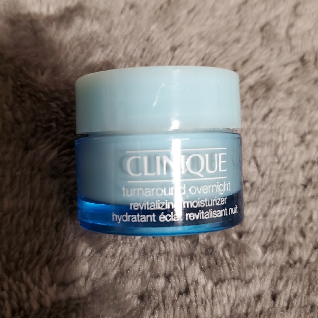 CLINIQUE(クリニーク)のクリニーク　ターンアラウンドオーバーナイト コスメ/美容のスキンケア/基礎化粧品(美容液)の商品写真