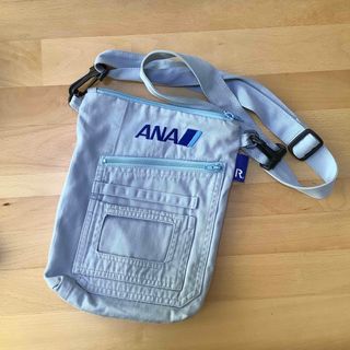 エーエヌエー(ゼンニッポンクウユ)(ANA(全日本空輸))のANAアップサイクルプロジェクト サコッシュ(ショルダーバッグ)