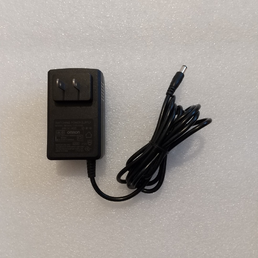 OMRON - オムロン ネックマッサージャ ACアダプター HM-141-AC2 OMRON - オムロン ネックマッサージャ ACアダプター HM-141-AC2