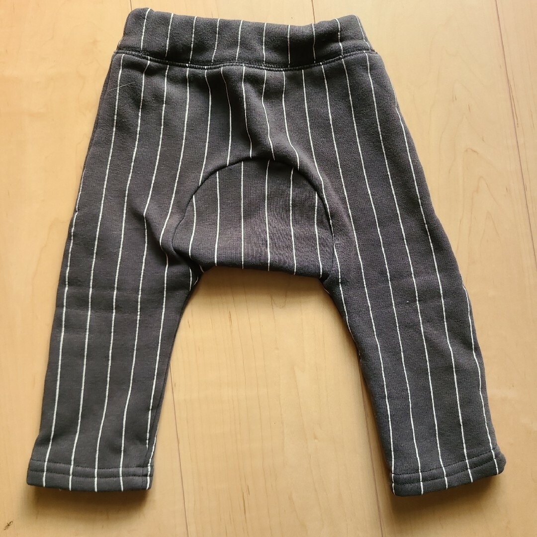 babyGAP(ベビーギャップ)の裏起毛パンツ2枚　男の子　80 キッズ/ベビー/マタニティのベビー服(~85cm)(パンツ)の商品写真