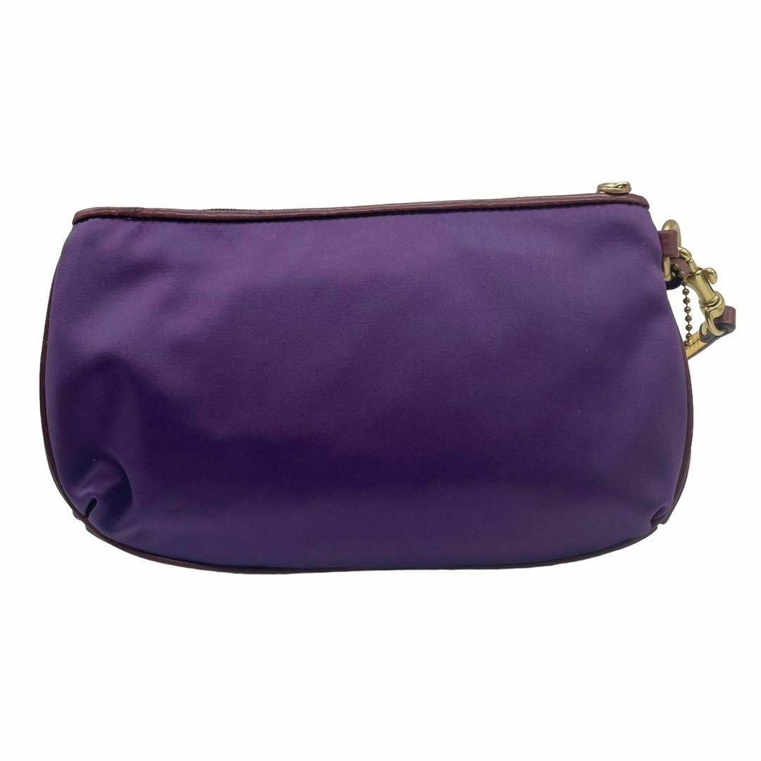 COACH(コーチ)の美品　COACH コーチ ポーチ　アマンダ サテン リスレット 小物入れ　紫 レディースのバッグ(ボディバッグ/ウエストポーチ)の商品写真