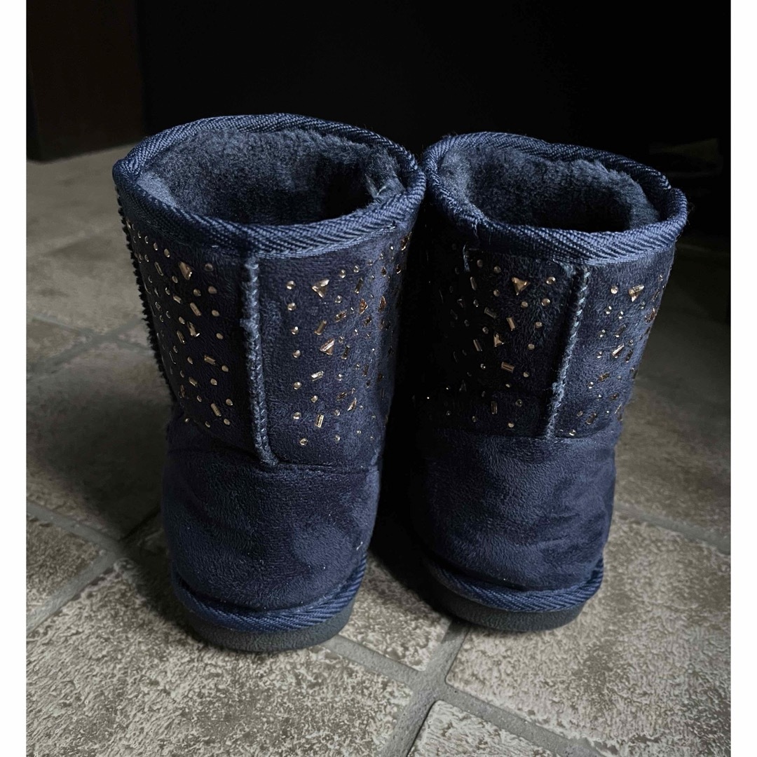 ビジュー付きムートンブーツ　ネイビー　23㎝ レディースの靴/シューズ(ブーツ)の商品写真
