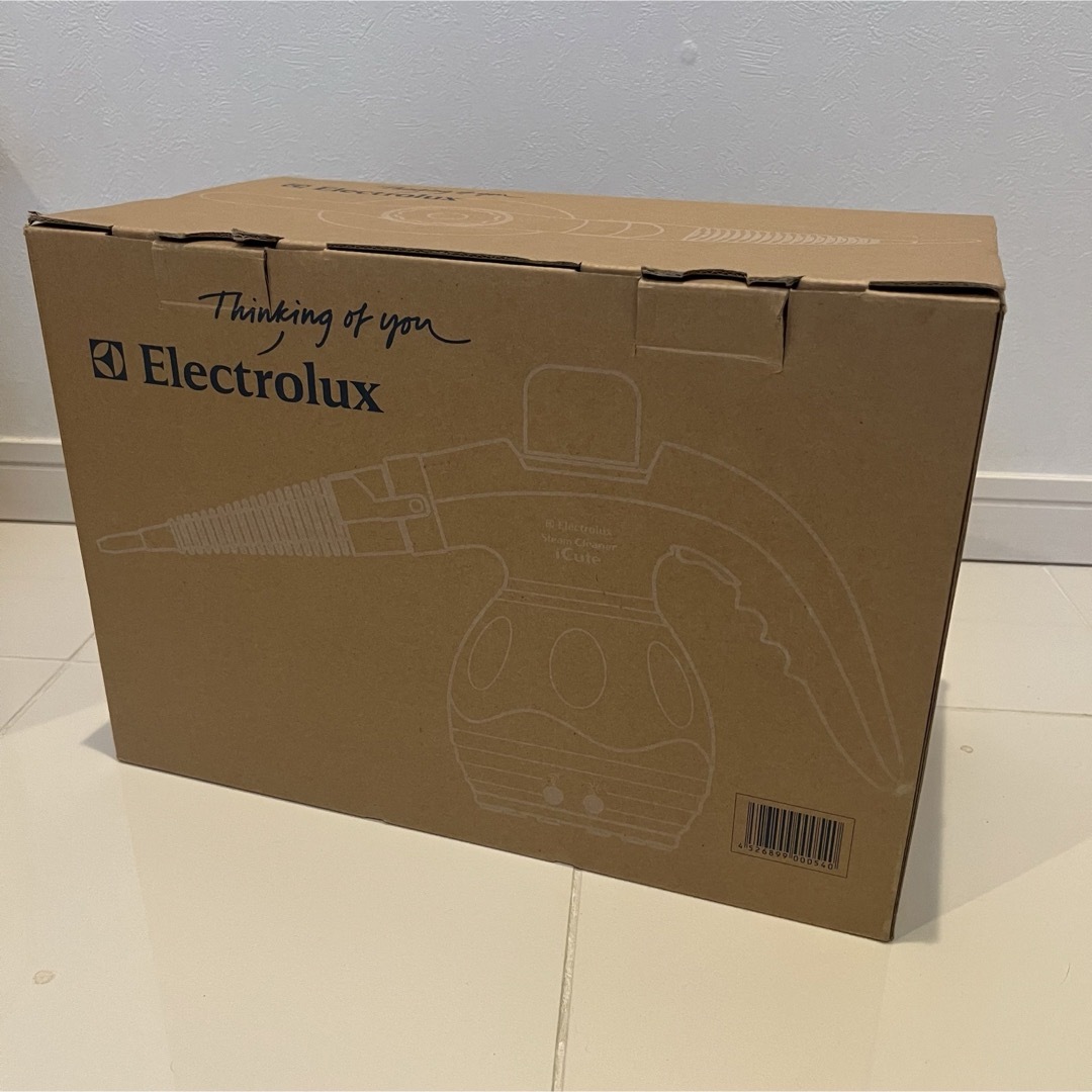 Electrolux(エレクトロラックス)の未使用品Electroluxスチームクリーナー iCuteホワイト ESG303 スマホ/家電/カメラの生活家電(掃除機)の商品写真