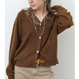 アパルトモンドゥーズィエムクラス(L'Appartement DEUXIEME CLASSE)のアパルトモン GOLD BUTTON CARDIGAN(カーディガン)