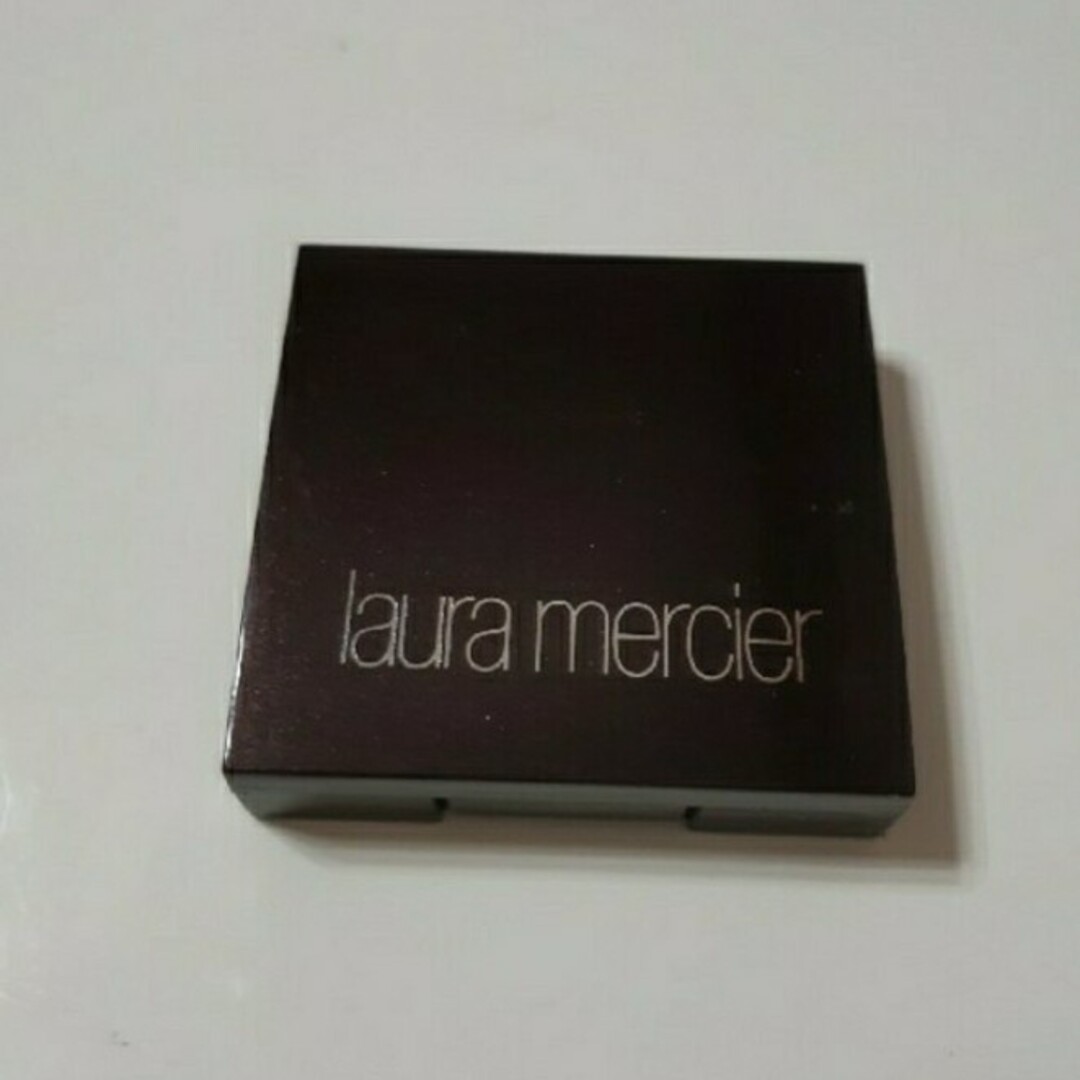 laura mercier(ローラメルシエ)のlaura mercier　ローラメルシエ　アイシャドウ　パレット コスメ/美容のベースメイク/化粧品(アイシャドウ)の商品写真