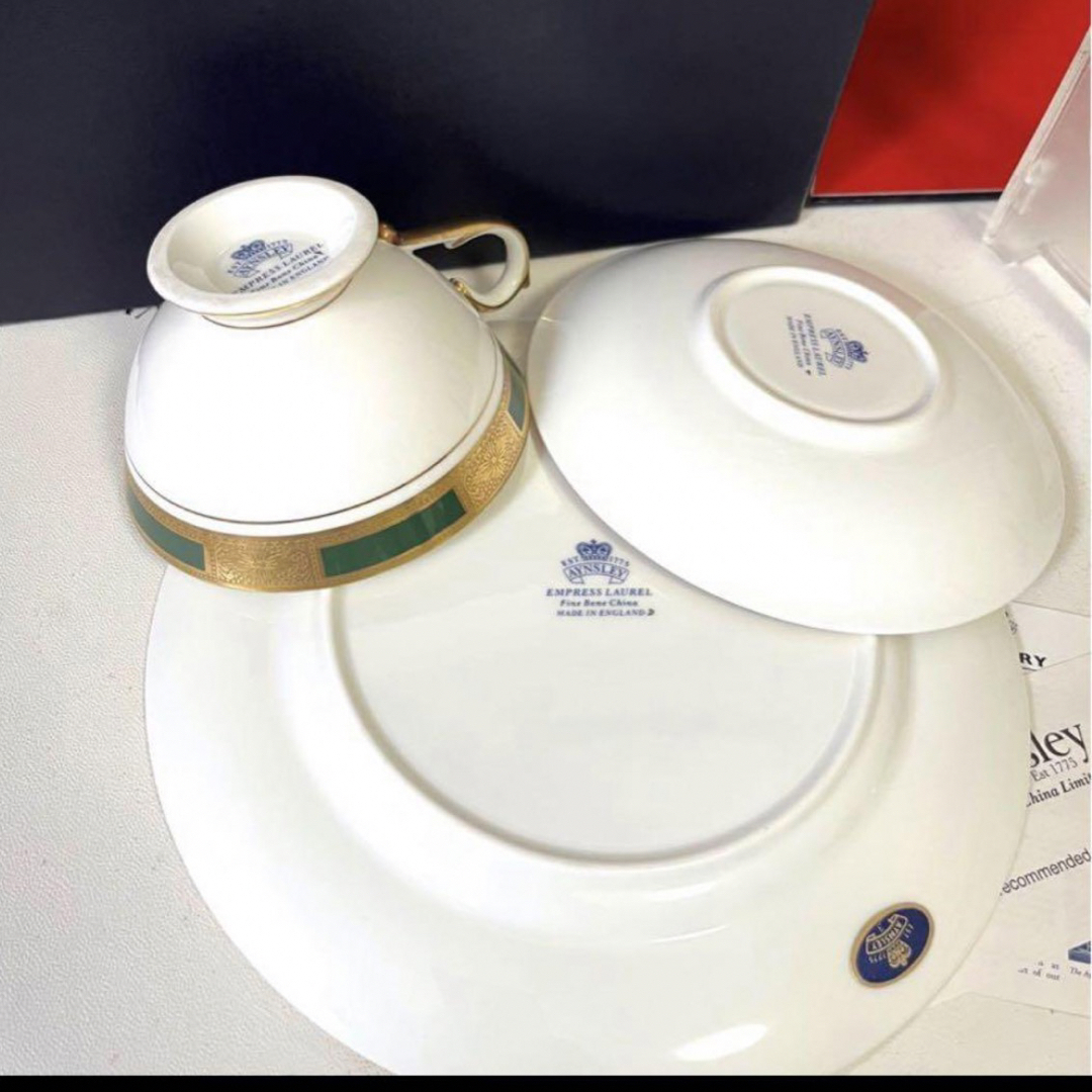 Aynsley China(エインズレイ)のエインズレイ  エンプレスローレル EMPRESS LAUREL  2トリオ インテリア/住まい/日用品のキッチン/食器(食器)の商品写真