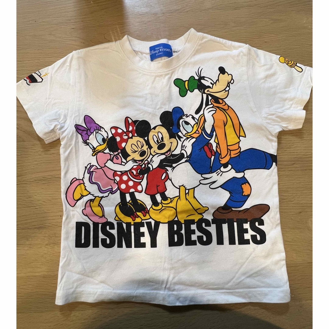 ディズニーランド　Tシャツ　120センチ　ディズニーリゾート キッズ/ベビー/マタニティのキッズ服男の子用(90cm~)(Tシャツ/カットソー)の商品写真