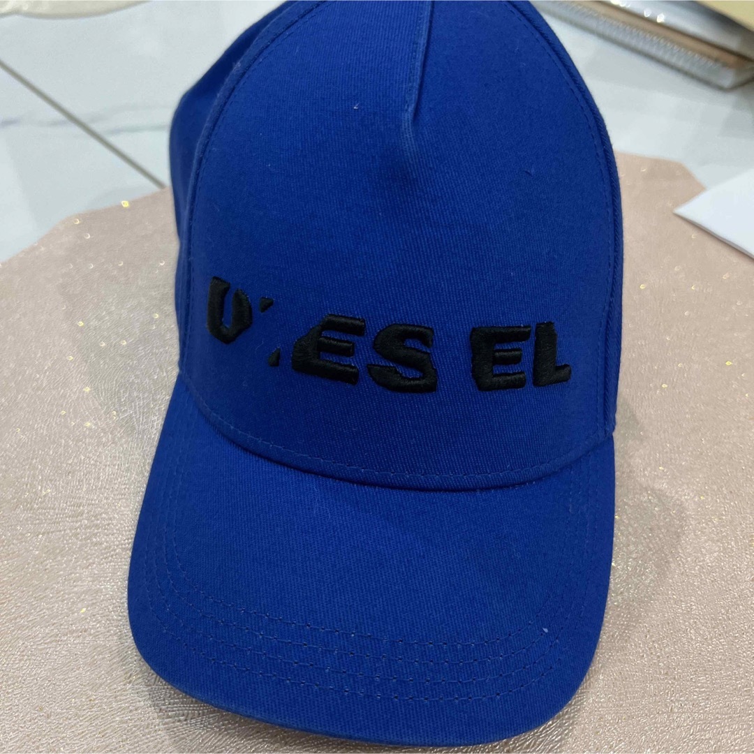 DIESEL(ディーゼル)のDIESELキッズキャップ キッズ/ベビー/マタニティのこども用ファッション小物(帽子)の商品写真