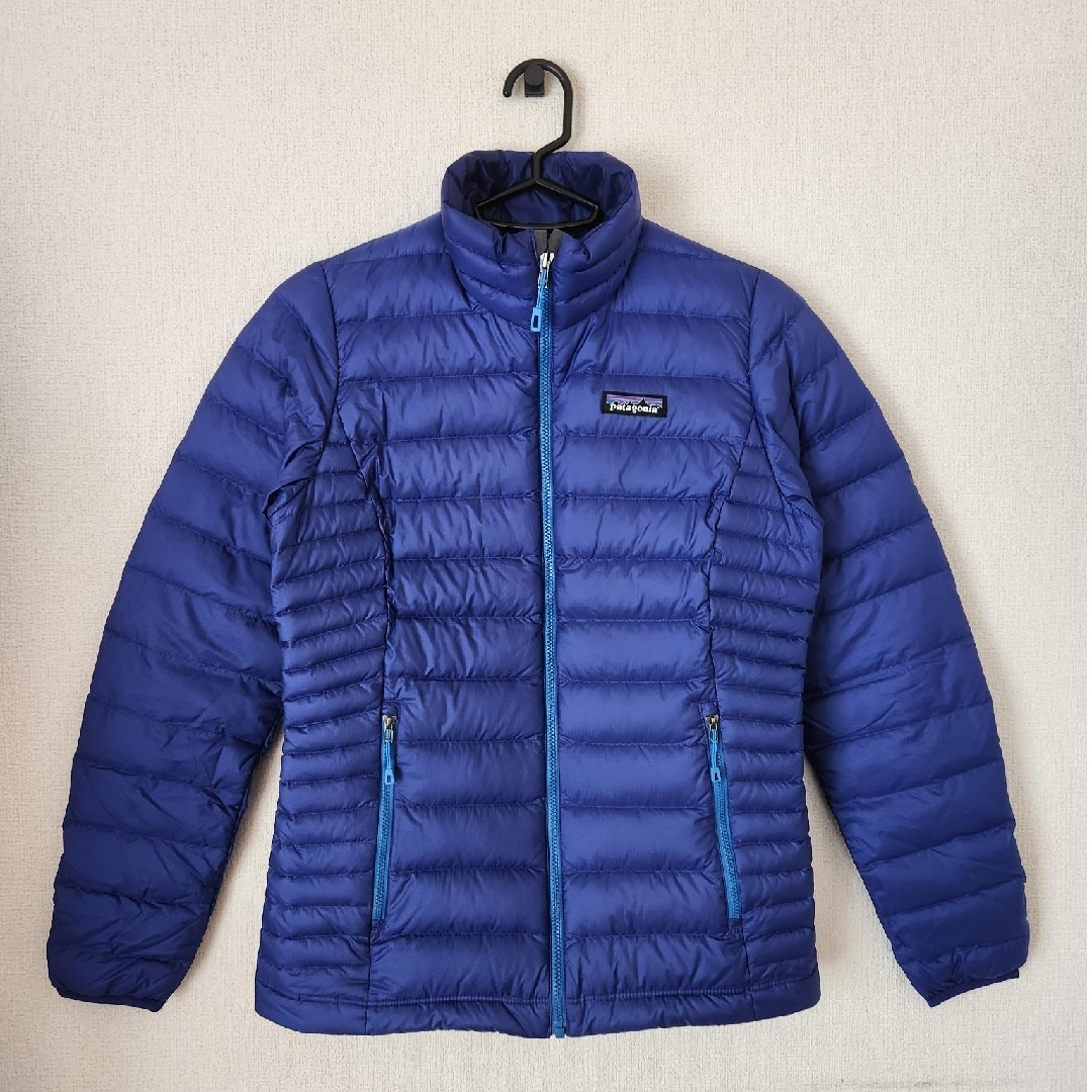 patagonia(パタゴニア)のpatagonia　レディース　ダウンジャケット レディースのジャケット/アウター(ダウンジャケット)の商品写真