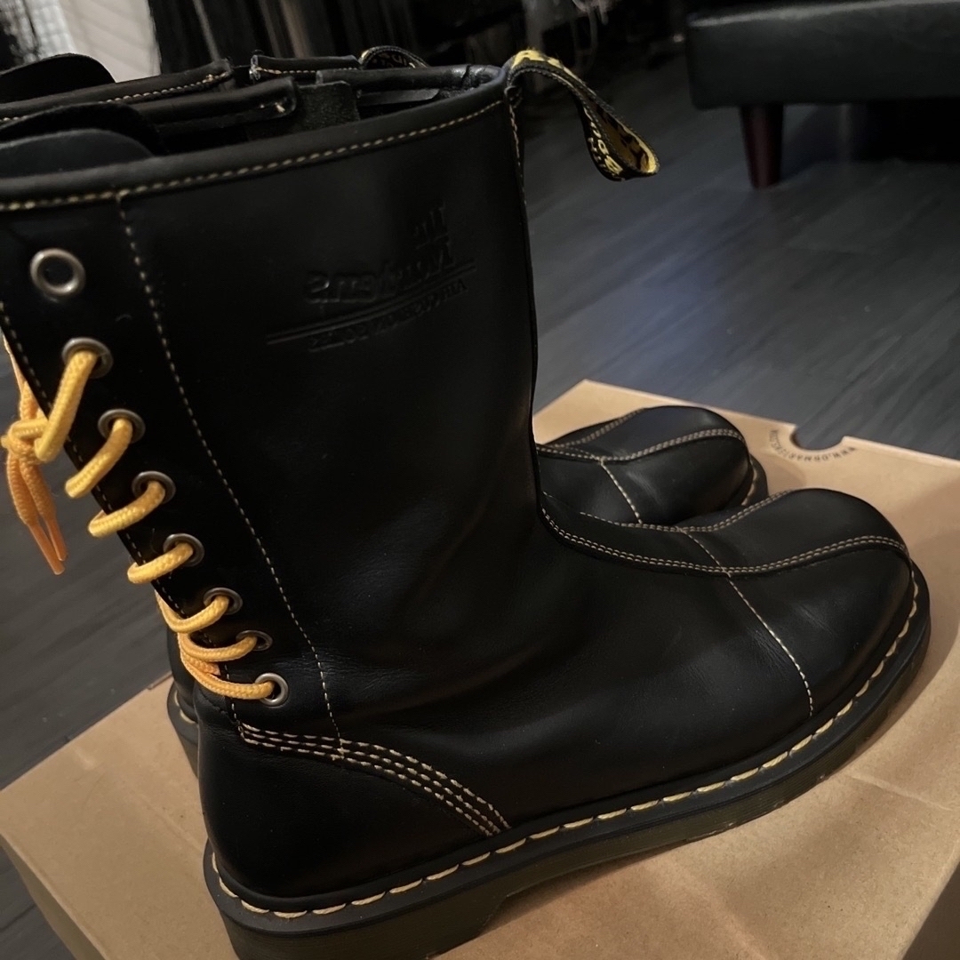 Dr.Martens(ドクターマーチン)のDr.martens UK9 超レア 極美品 ! メンズの靴/シューズ(ブーツ)の商品写真