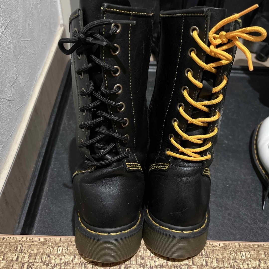 ブーツDr.martens UK9 超レア 極美品 !