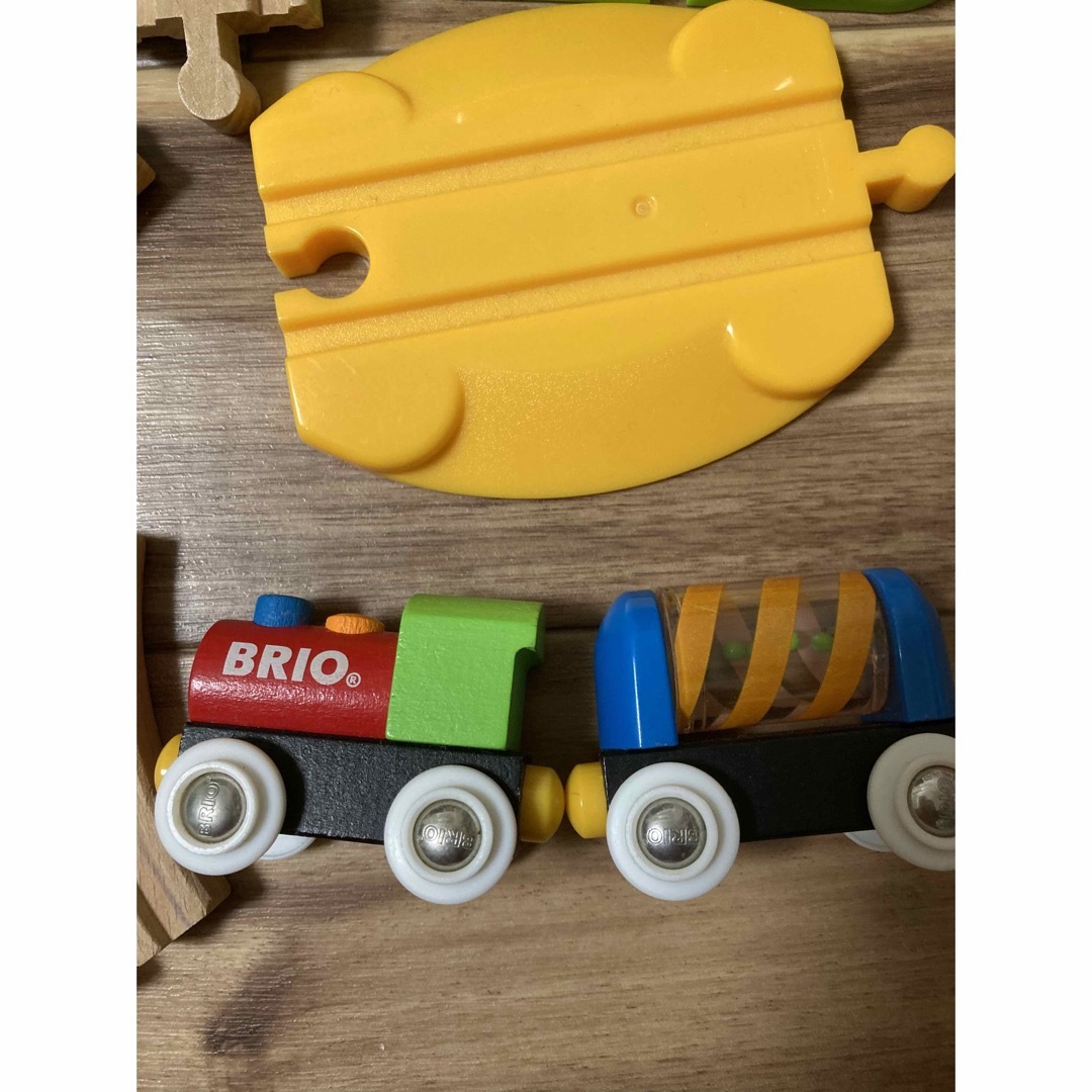 BRIO(ブリオ)のブリオ 木製レール　ビギナーセット キッズ/ベビー/マタニティのおもちゃ(電車のおもちゃ/車)の商品写真