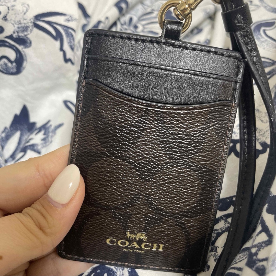 COACH(コーチ)の正規品　COACH ID ランヤード シグネチャー キャンバス レディースのファッション小物(パスケース/IDカードホルダー)の商品写真