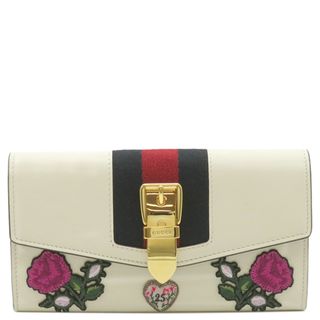 グッチ 白 財布(レディース)の通販 400点以上 | Gucciのレディースを