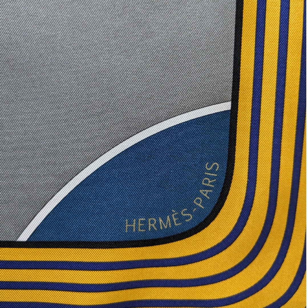 Hermes - 新品タグ付き HERMES 大判スカーフ カレ90 未使用 エルメス 