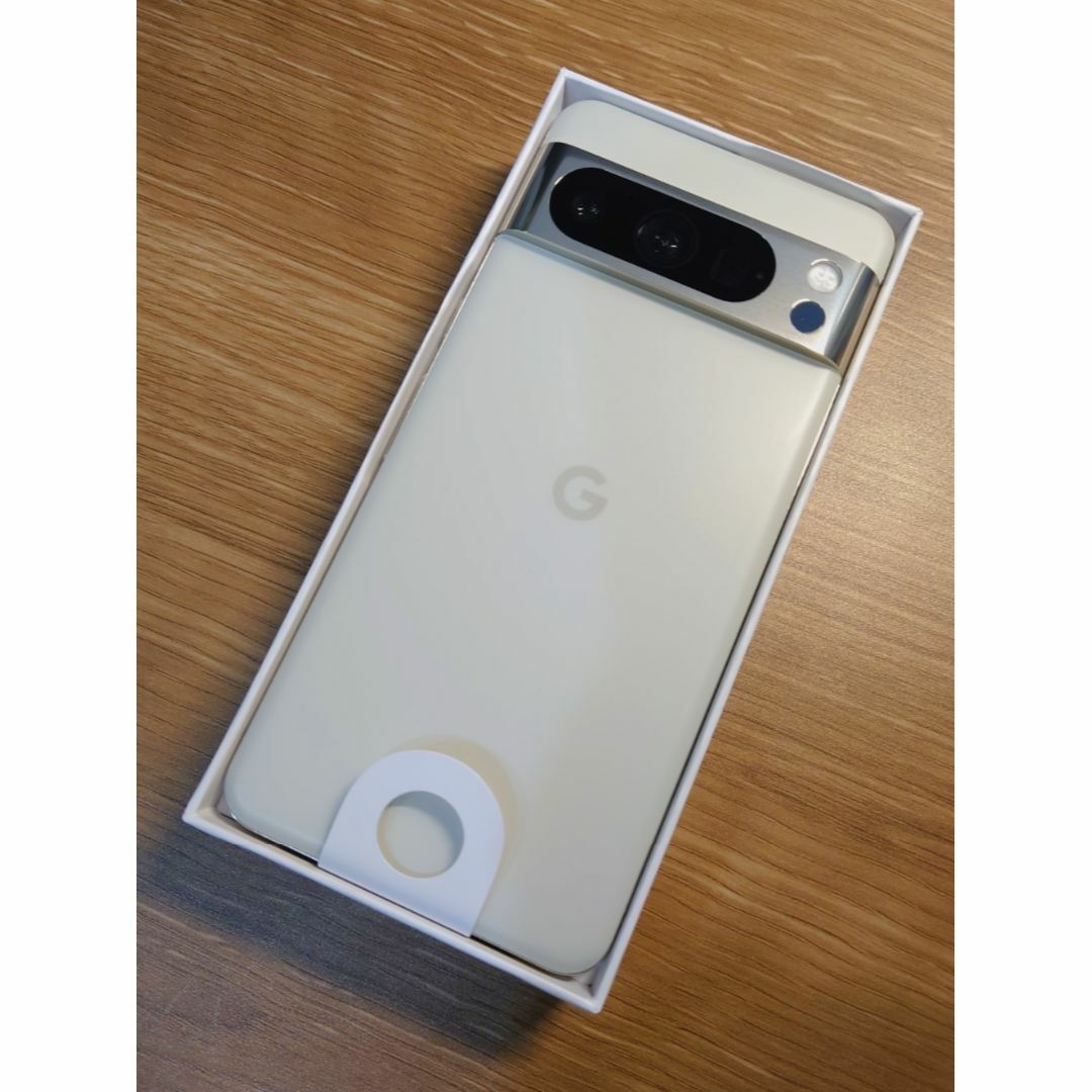 Google Pixel(グーグルピクセル)の【新品・未使用】Pixel 8 Pro 128GB Porcelain スマホ/家電/カメラのスマートフォン/携帯電話(スマートフォン本体)の商品写真