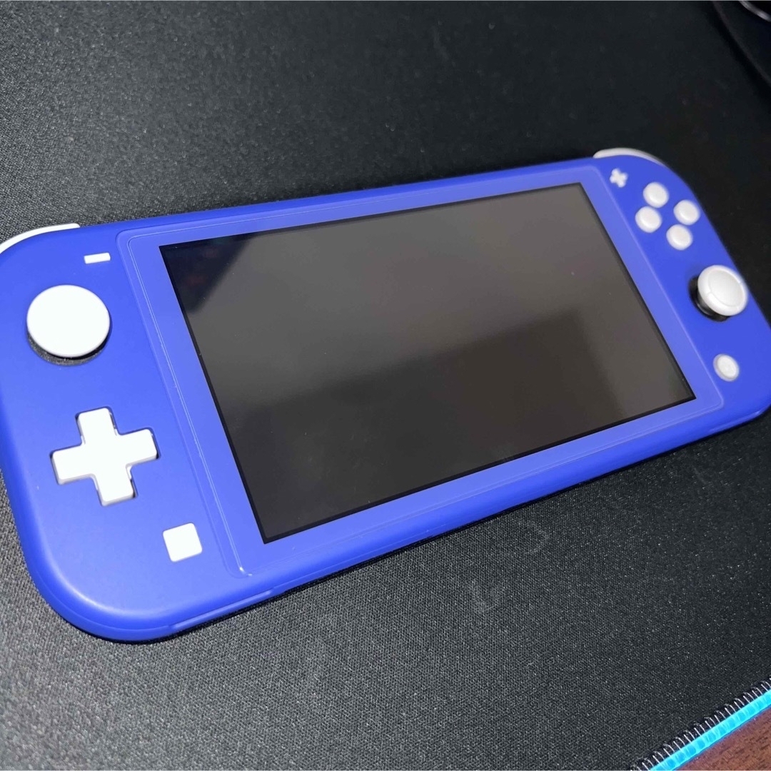 Nintendo Switch  Lite 本体！ 箱、カバー付き(赤黒)