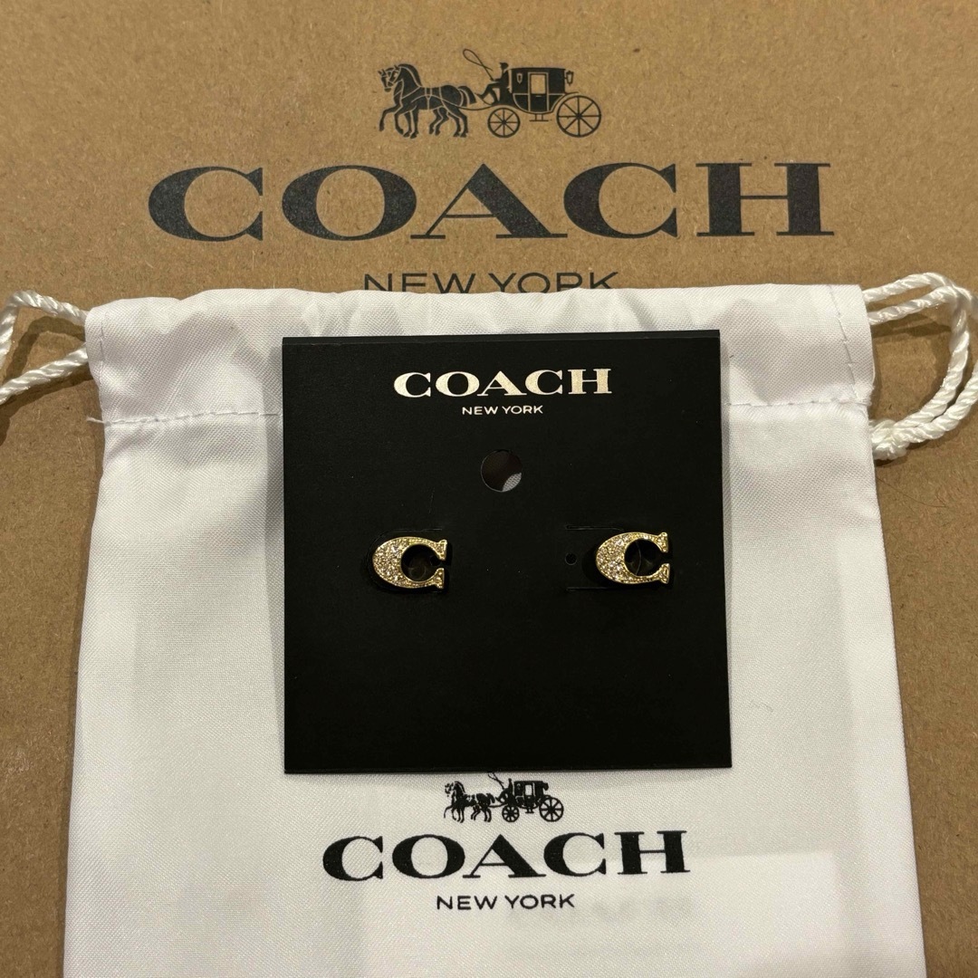 COACH(コーチ)のCOACH コーチ シグネチャーピアス ゴールド レディースのアクセサリー(ピアス)の商品写真