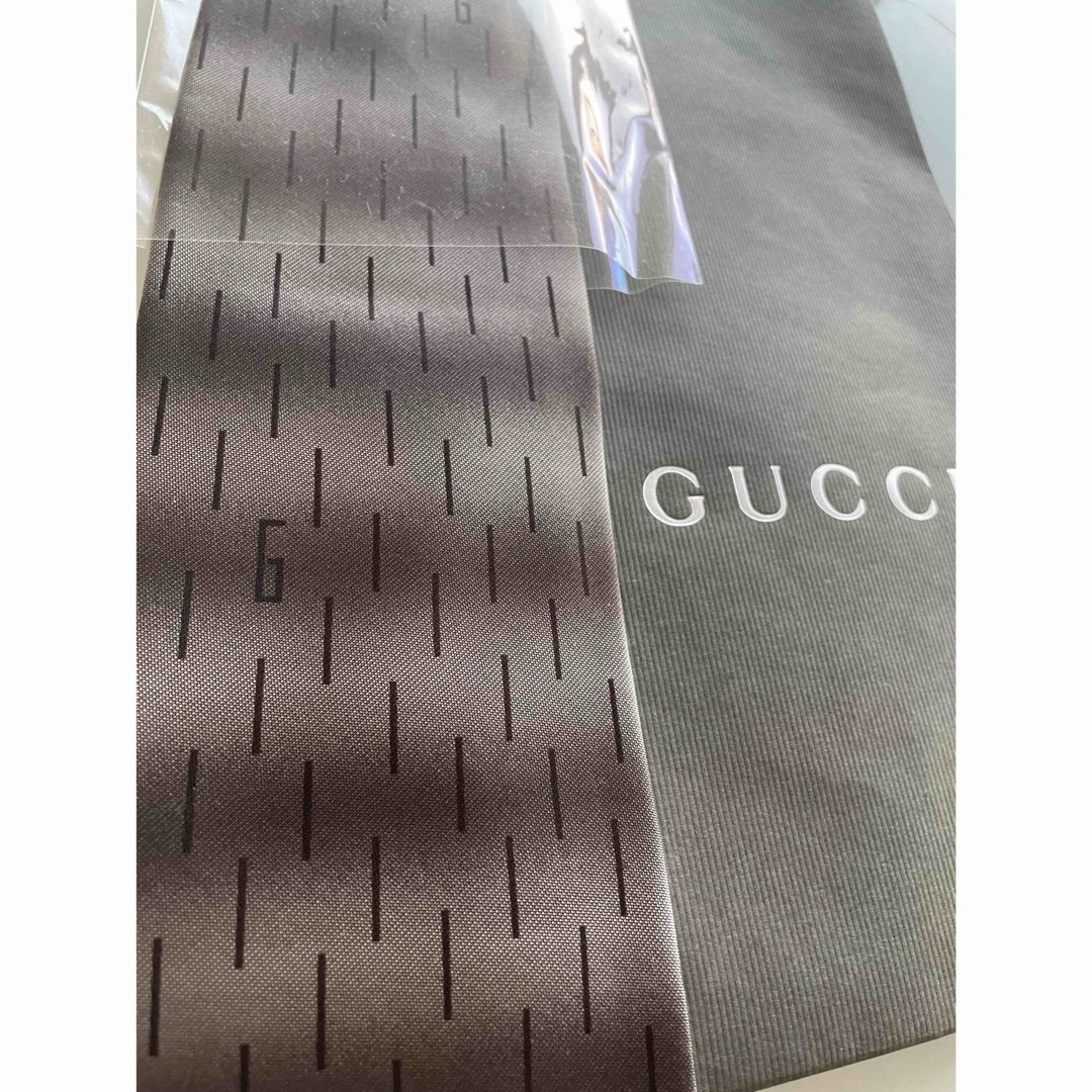 Gucci(グッチ)のGUCCI  ネクタイ　　グレー　　Gマーク メンズのファッション小物(ネクタイ)の商品写真