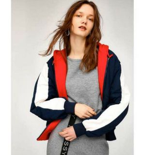 マウジー(moussy)のMOUSSY　MA1 ブルゾン　スタジャン　リバーシブル　サイズフリー ネイビ(ブルゾン)