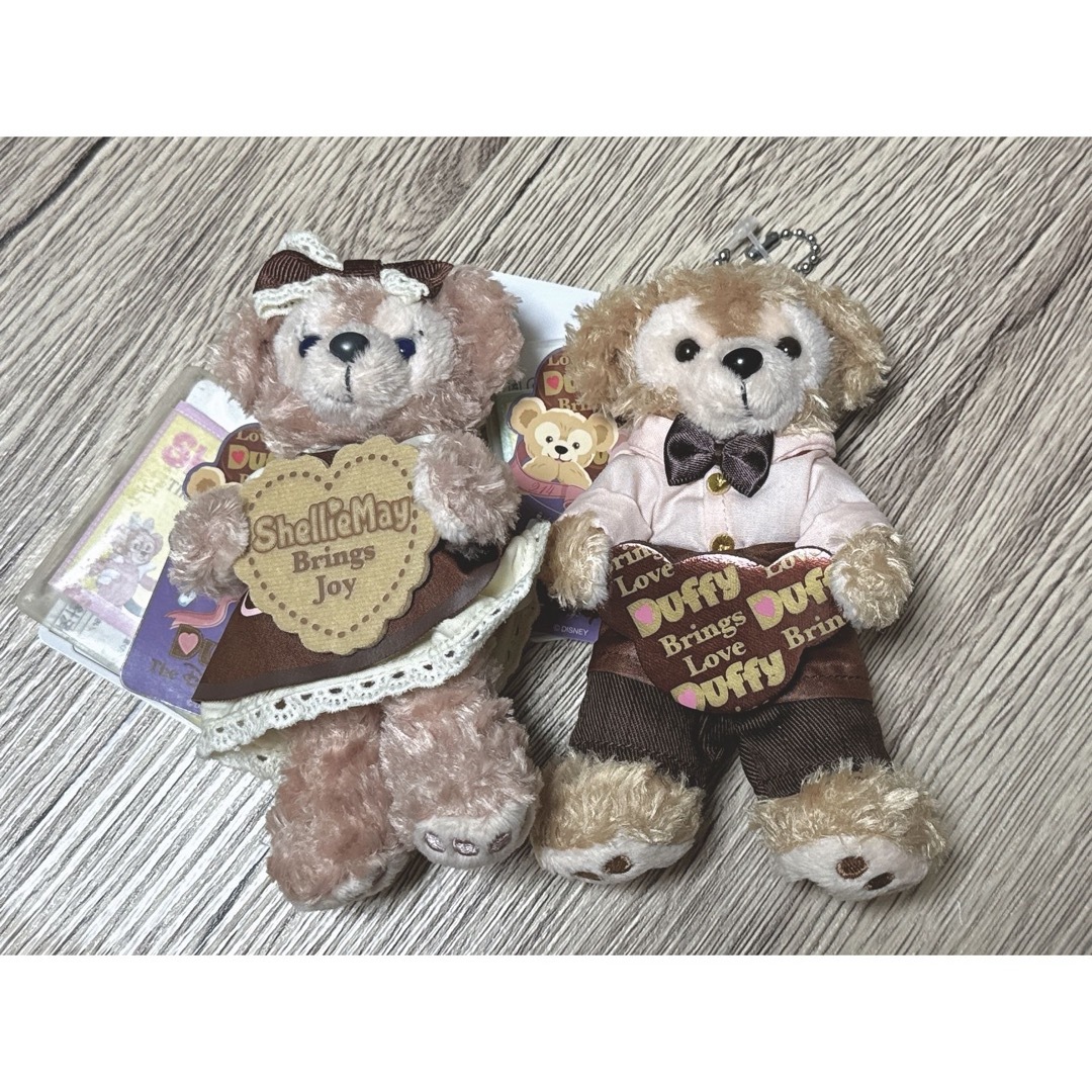 東京ディズニーシーダッフィー・シェリーメイ バレンタインぬいぐるみ
