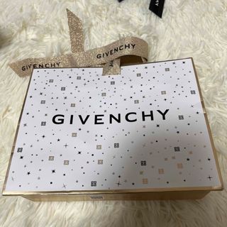 ジバンシィ(GIVENCHY)のジバンシィ リボン付き ショッパー ショップ袋　ラッピング(ショップ袋)