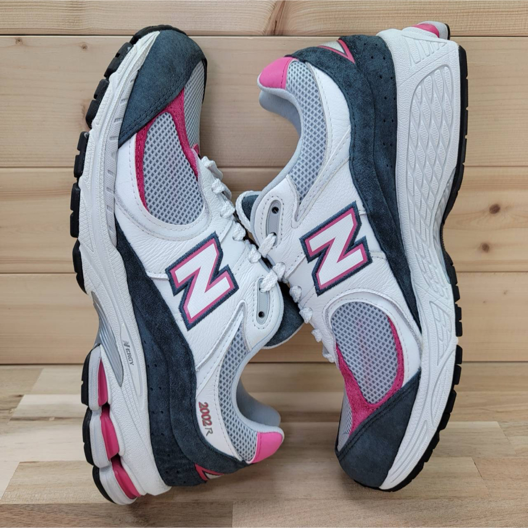 New Balance(ニューバランス)のニューバランス  ML2002RH ホワイト/ピンク 27㎝ メンズの靴/シューズ(スニーカー)の商品写真