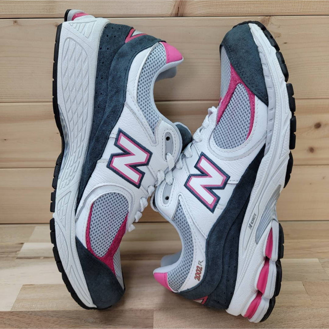 New Balance(ニューバランス)のニューバランス  ML2002RH ホワイト/ピンク 27㎝ メンズの靴/シューズ(スニーカー)の商品写真