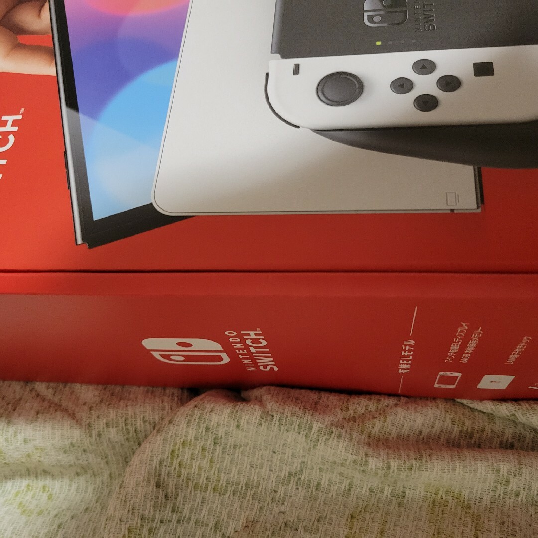 Nintendo Switch(有機ELモデル)本体 ホワイト Nintendo Switch(有機ELモデル)本体 ホワイト