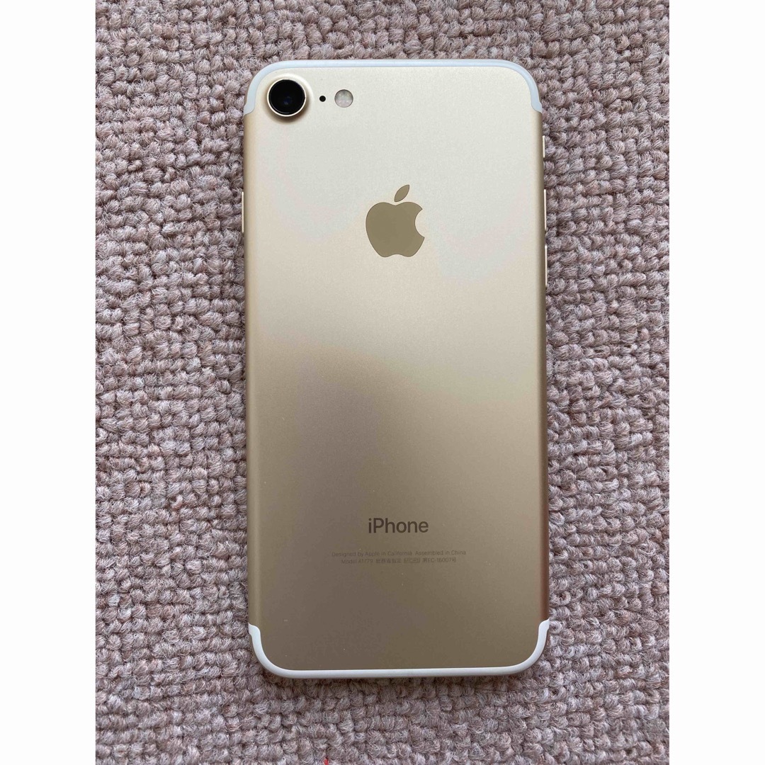 iPhone 7 Gold 本体 256 GB docomo