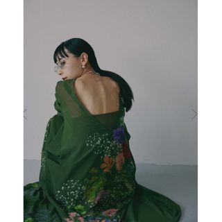 アメリヴィンテージ(Ameri VINTAGE)のUND 2WAY DARIA V NECK DRESS カーキ M AMERI(ロングワンピース/マキシワンピース)