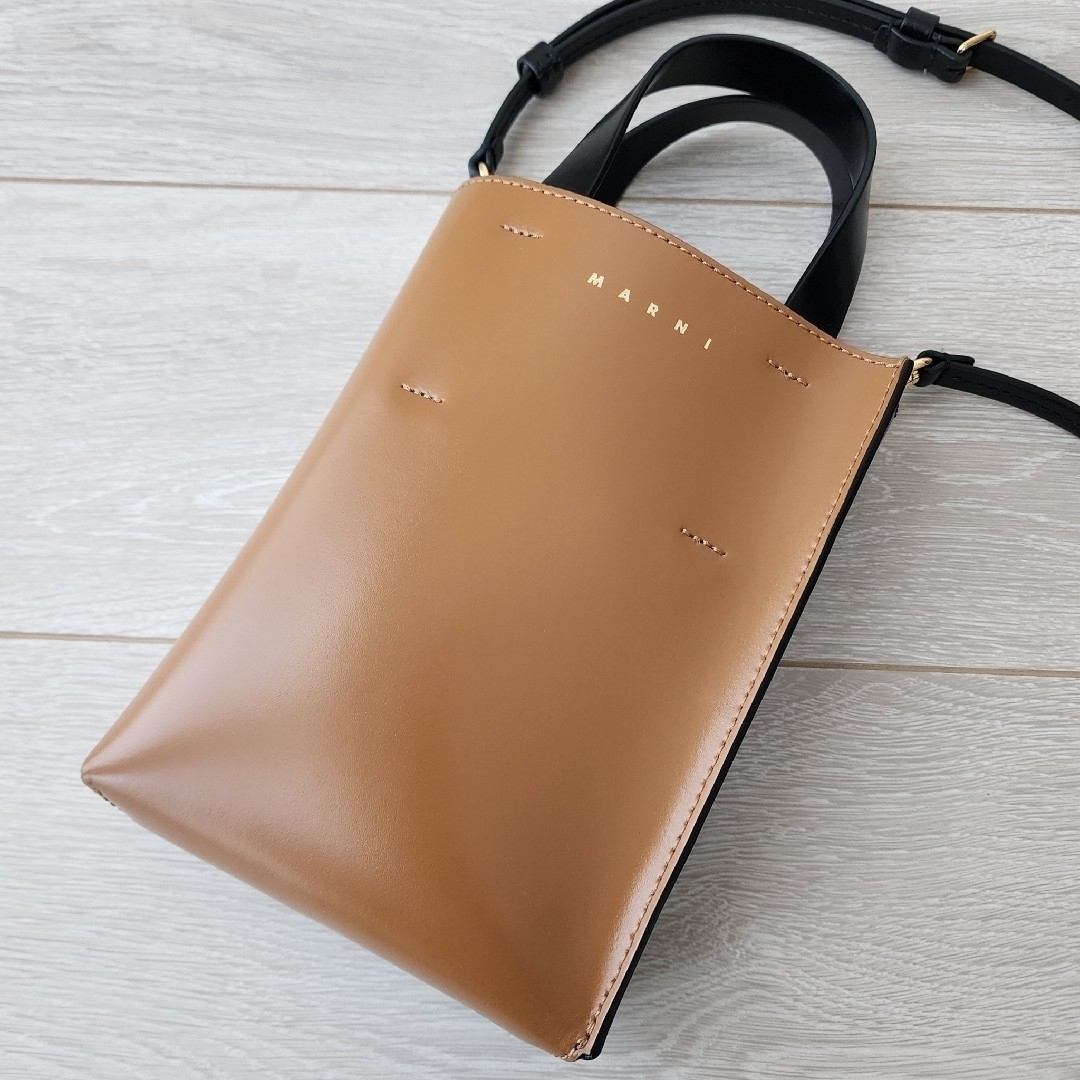 極美品【マルニ】MUSEO ナノ バイカラー 2way ショルダーバッグ