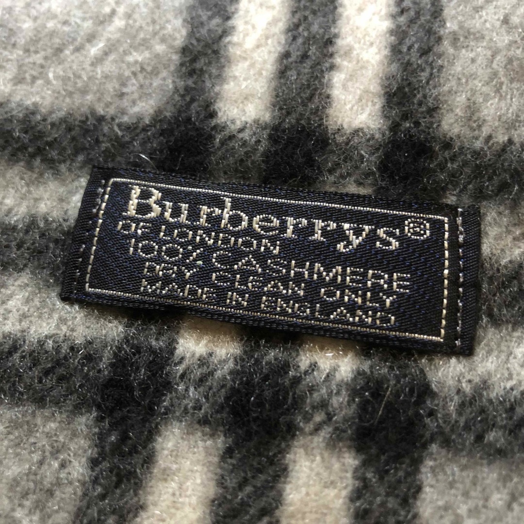 イングランド製 old burberrys カシミヤ マフラー シルバーグレー イングランド製 old burberrys カシミヤ マフラー シルバーグレー