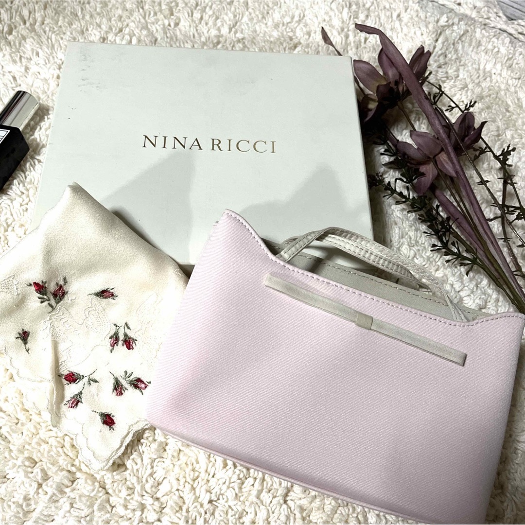 NINA RICCI(ニナリッチ)のニナリッチ　NINA RICCI ポーチ、ハンカチセット レディースのファッション小物(ポーチ)の商品写真