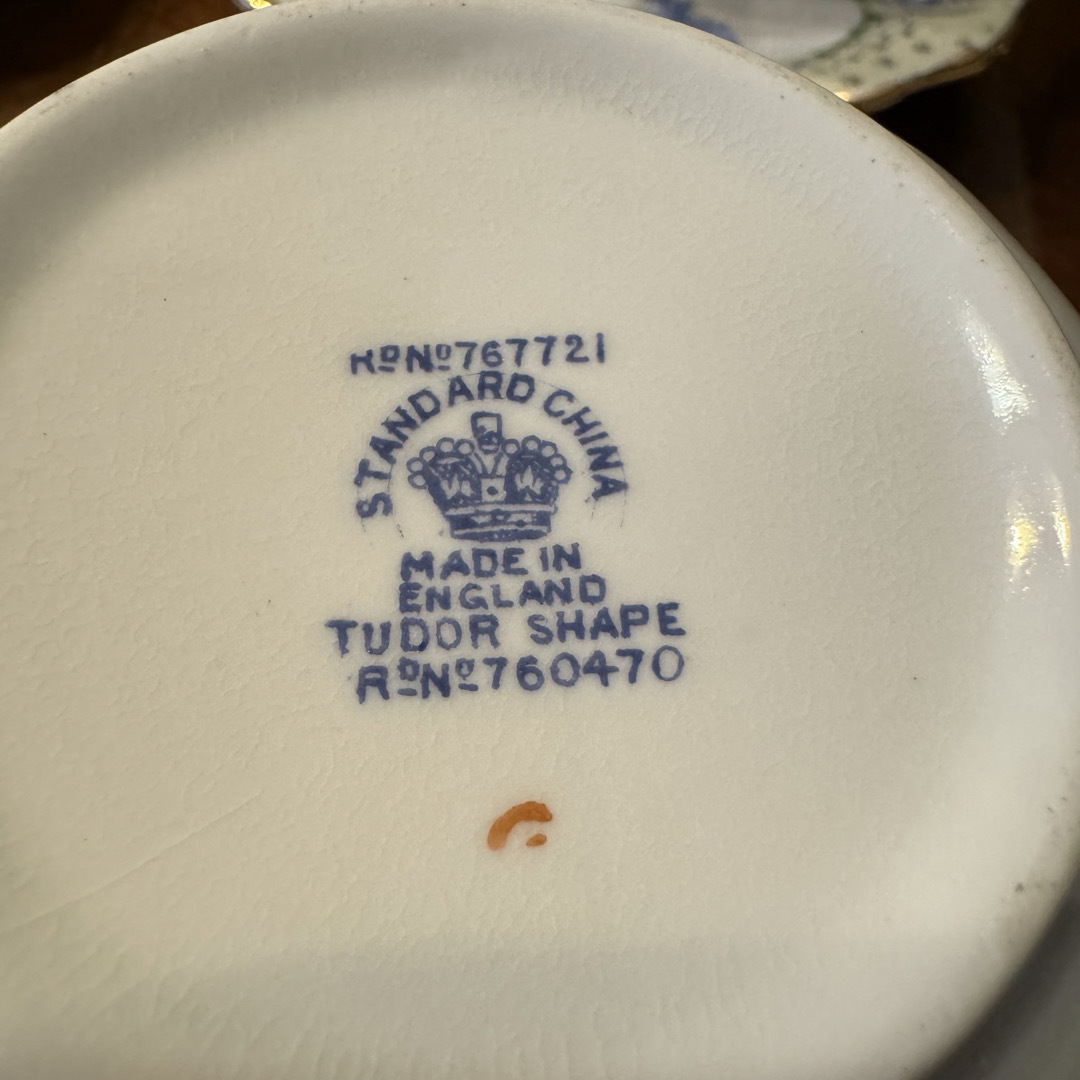 Antique “Standard China” ティーカップセット インテリア/住まい/日用品のキッチン/食器(グラス/カップ)の商品写真