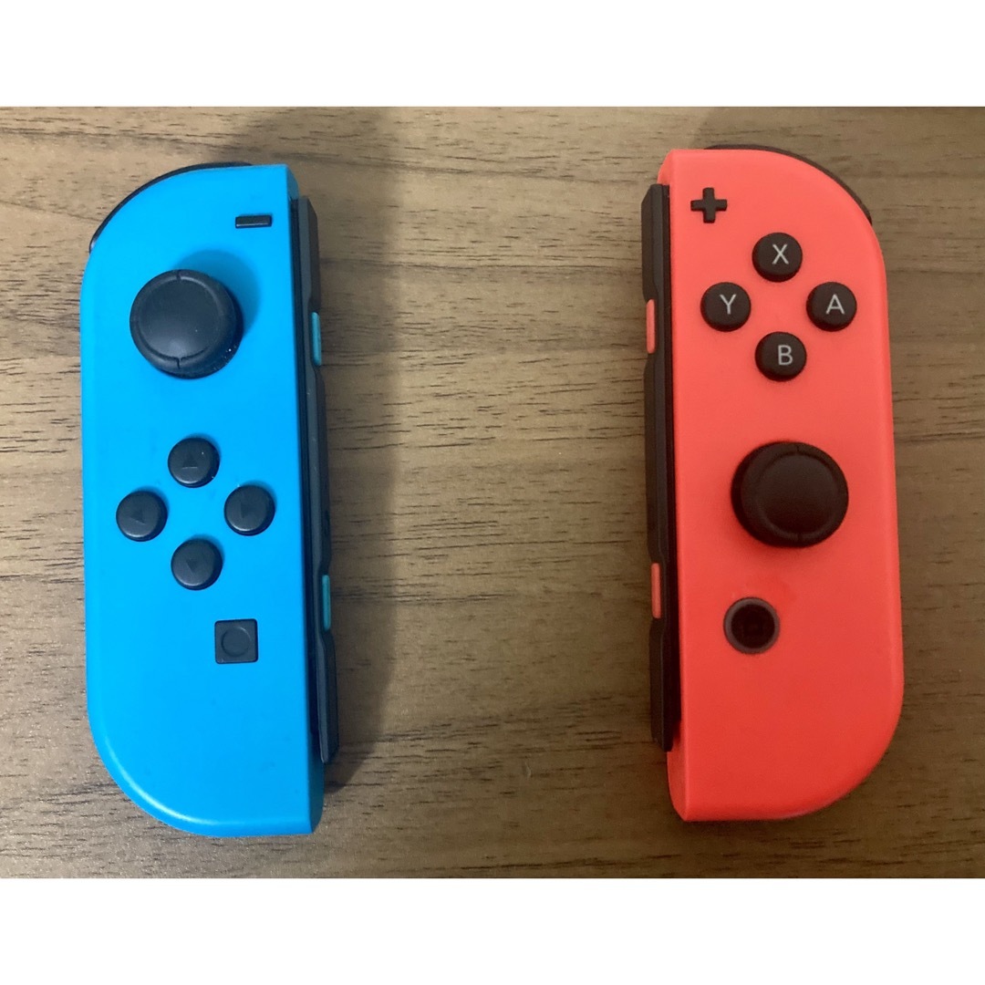 Nintendo きよかっ Switch 本体 赤/青 Joy-Con Nintendo きよかっ Switch 本体 赤/青 Joy-Con