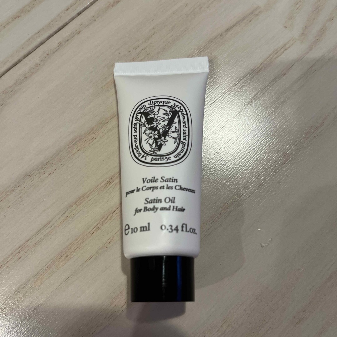 diptyque(ディプティック)のdiptyqueサテンオイル　10ml コスメ/美容のボディケア(ボディオイル)の商品写真