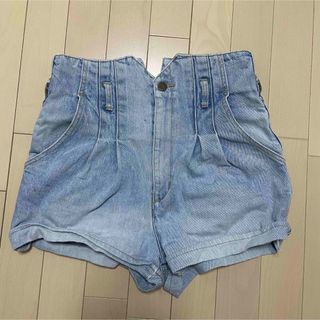 ゲス(GUESS)のGUESS デニム ショートパンツ(ショートパンツ)